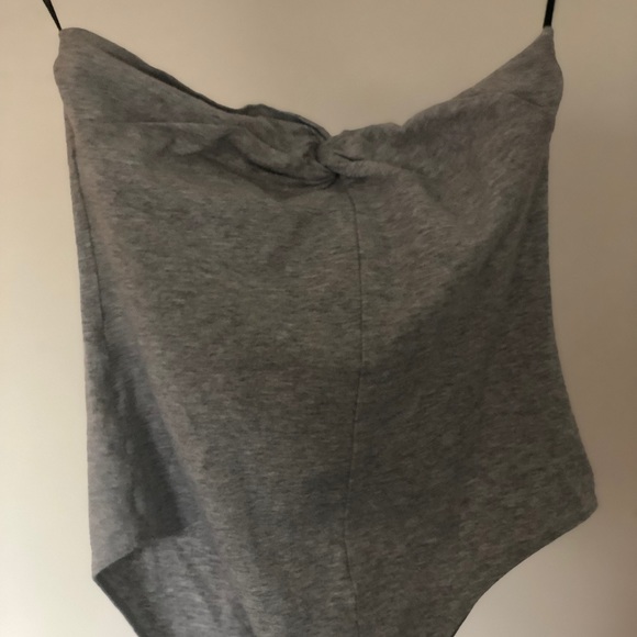 Light grey no sleeve bodysuit - Picture 2 of 4